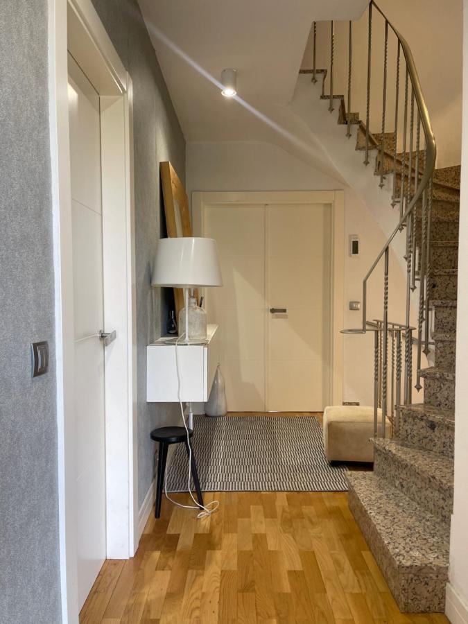 Apartamento Estilosa Casa Golf Gorraiz Exterior foto